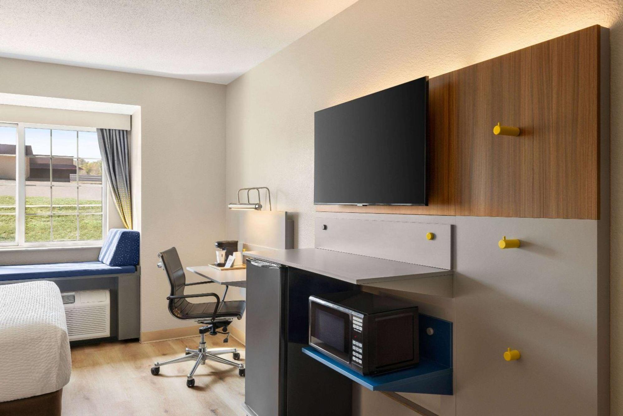 Microtel Inn & Suites New Ulm Exterior foto